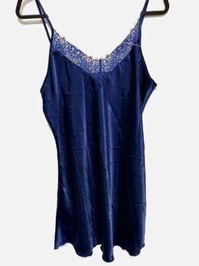 CHEIBEAR spaghetti strap nightgown